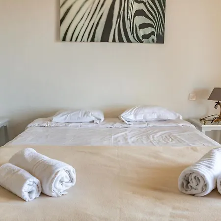 Dolce Di Cirendinu Villa